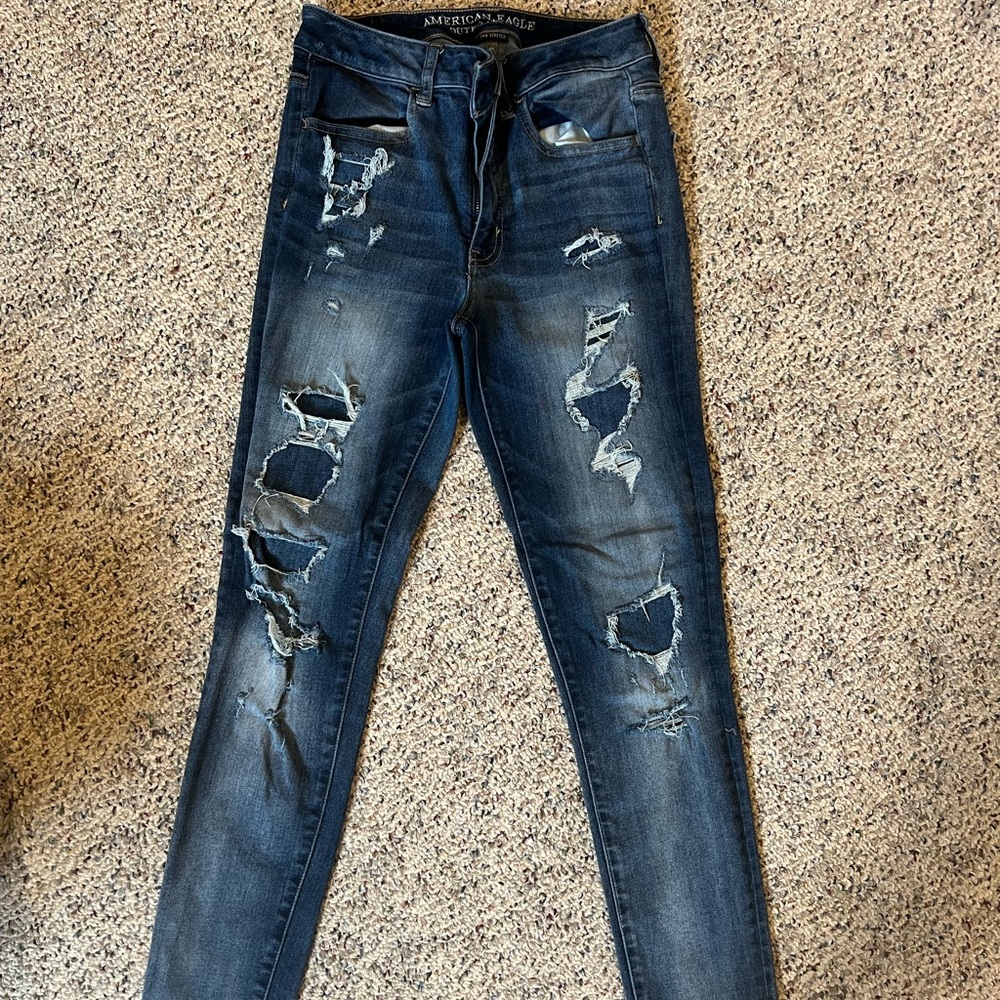 American eagle distressed super stretch jeans